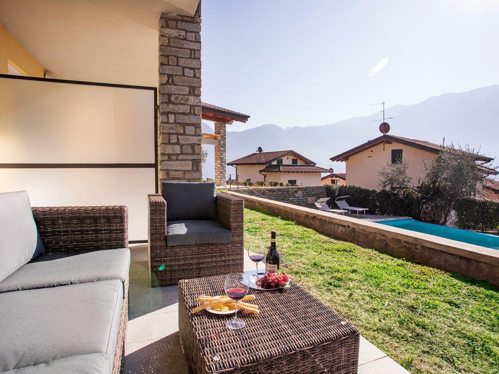 Ossuccio Grande C Home With Pool Sleeps 12 By Italian Apartments 科莫 外观 照片