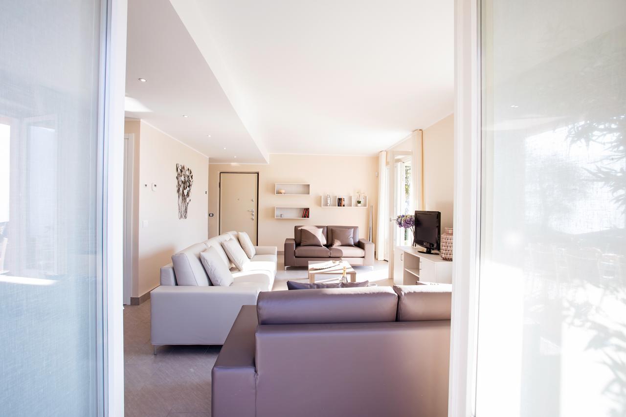 Ossuccio Grande C Home With Pool Sleeps 12 By Italian Apartments 科莫 外观 照片